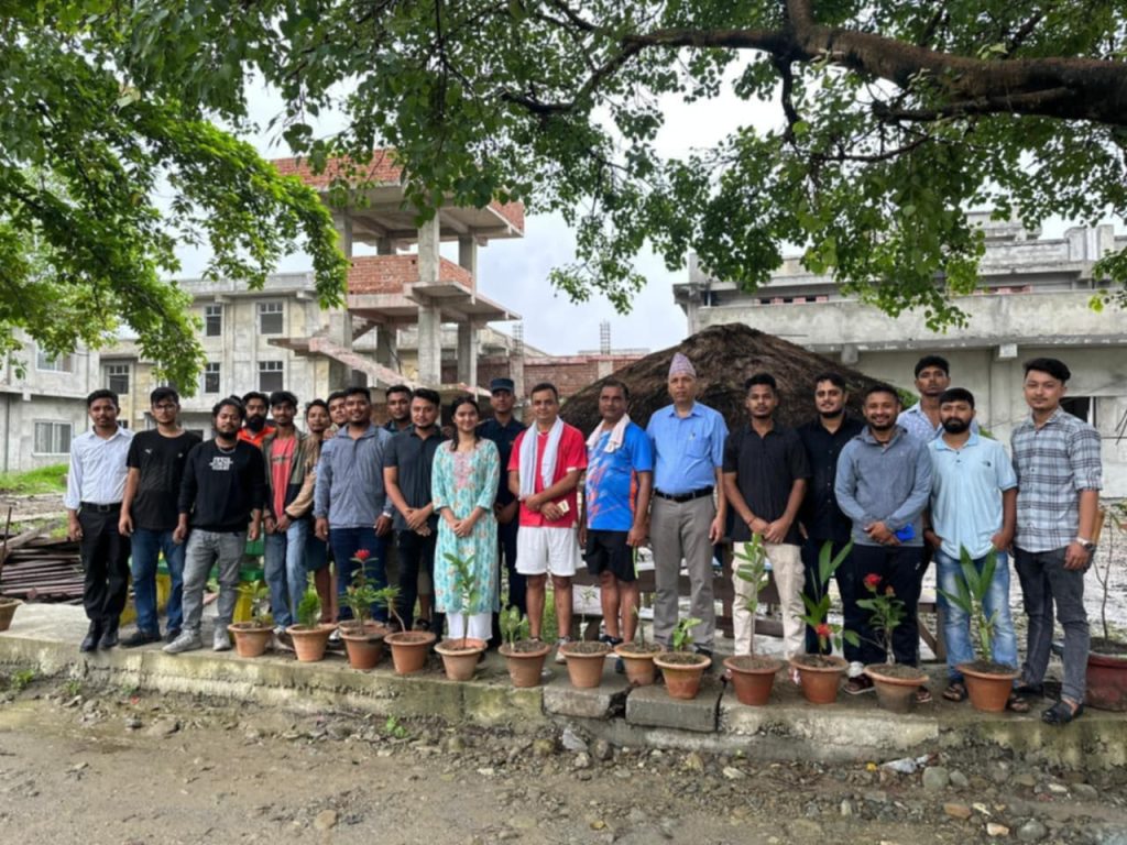 मोरङ कारागार हाता भित्र वृक्षारोपण