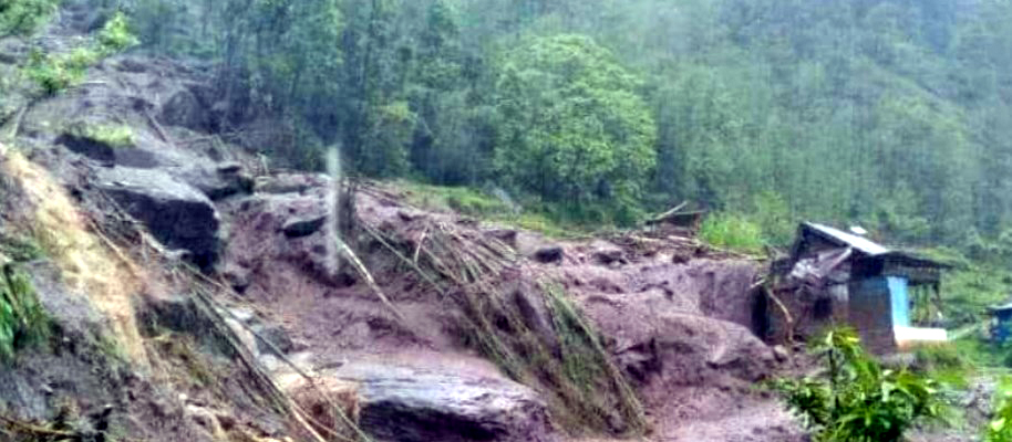 ताप्लेजुङ पहिरोमा पक्ताङलुङ गाउँपालिका उपाध्यक्षको परिवारका चारको मृत्यु