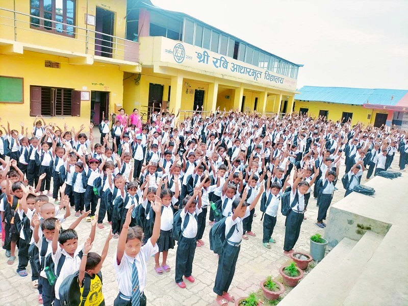 लगनशीलताले नमुना बन्दै रबि आधारभूत विद्यालय