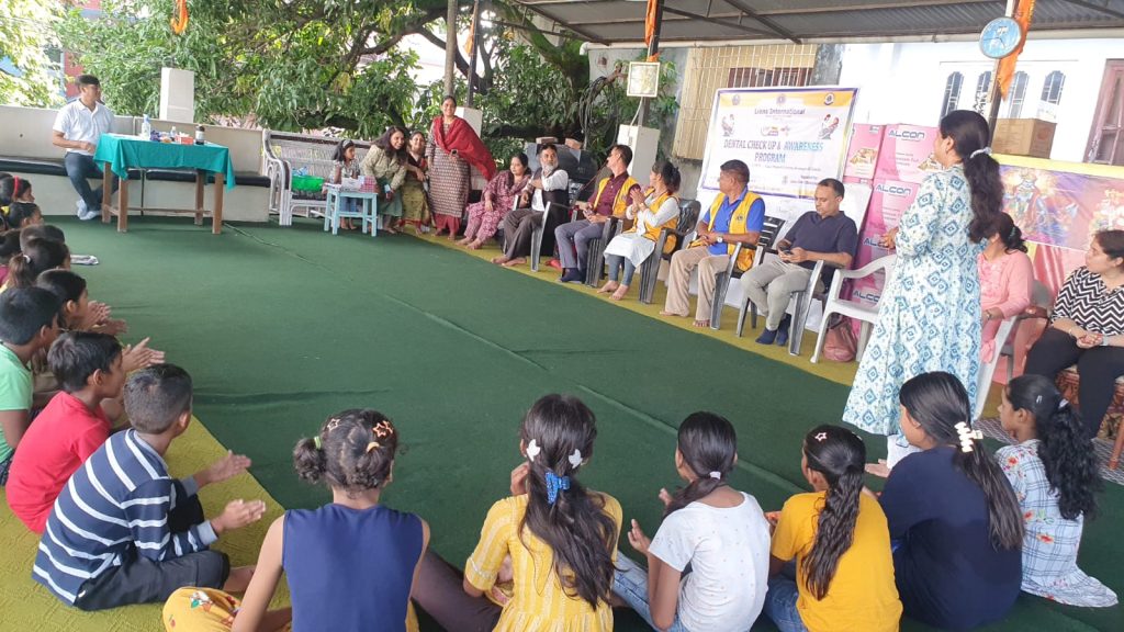 दन्त परीक्षण तथा दन्त स्वास्थ्य सचेतना कार्यक्रम