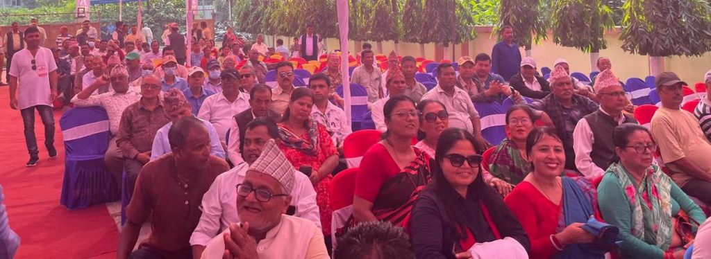 ओलीको घट्दो क्रेज,मोरङमै प्रतिरक्षामा ओली समूह