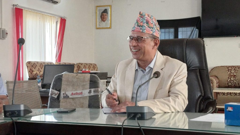 अधिकारीलाई उन्मुक्ति दिएकोमा आपत्ति