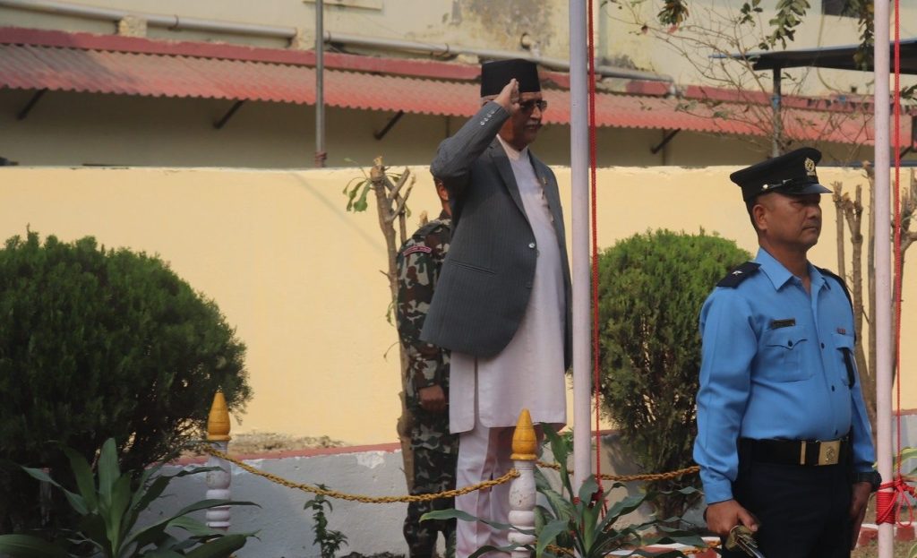 प्रदेशसभामा प्रधानमन्त्रीको सम्बोधन : कुनै एक व्यक्तिका लागि देश पछाडि लाग्न सकिदैन