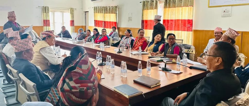 प्रधानमन्त्रीको सम्बोधन सुन्न सांसदलाई एमाले र काँग्रेसको ह्विप !