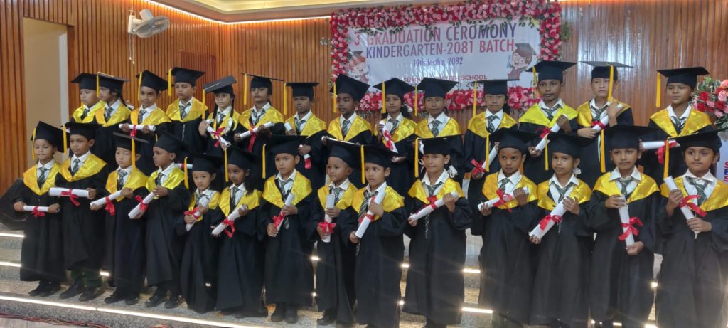 सुम्निमा स्कुलको तेस्रो ग्राजुएसन सेरेमनी