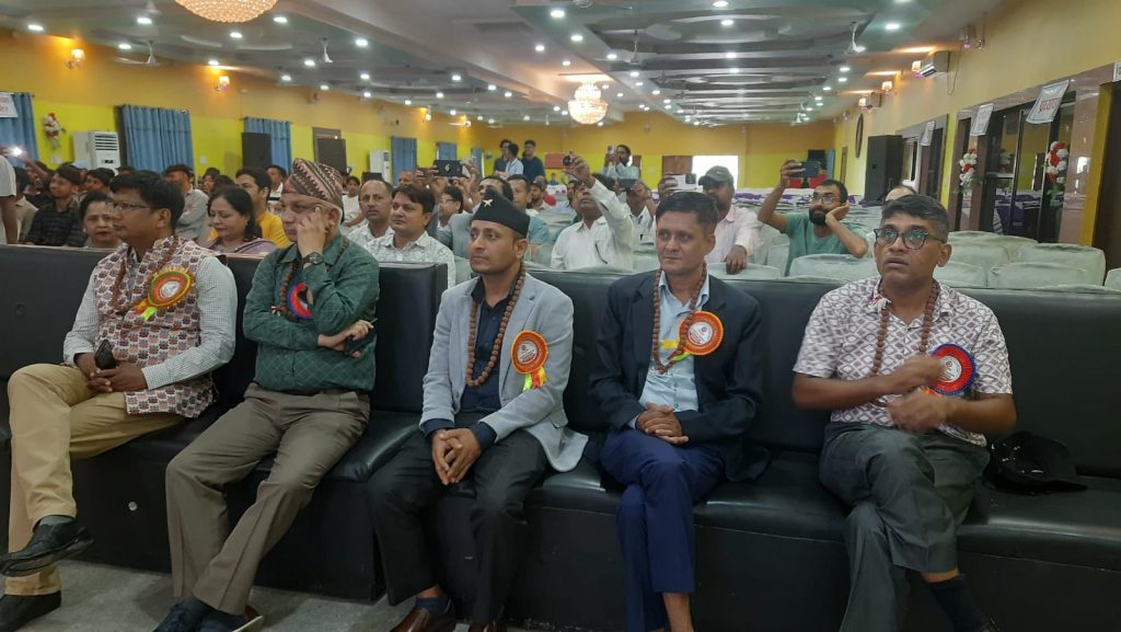 पुसोइमा विद्यार्थी स्वागत र विदाई एकैसाथ