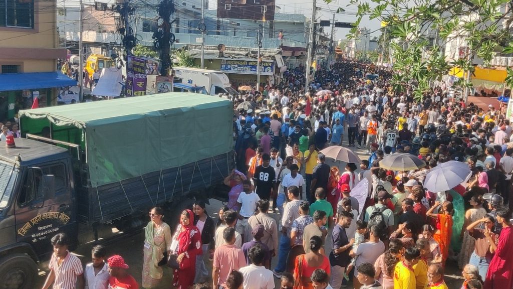 विराटनगरको रथयात्रामा शंकास्पद गतिविधि गर्ने एक दर्जनभन्दा बढी पक्राउ