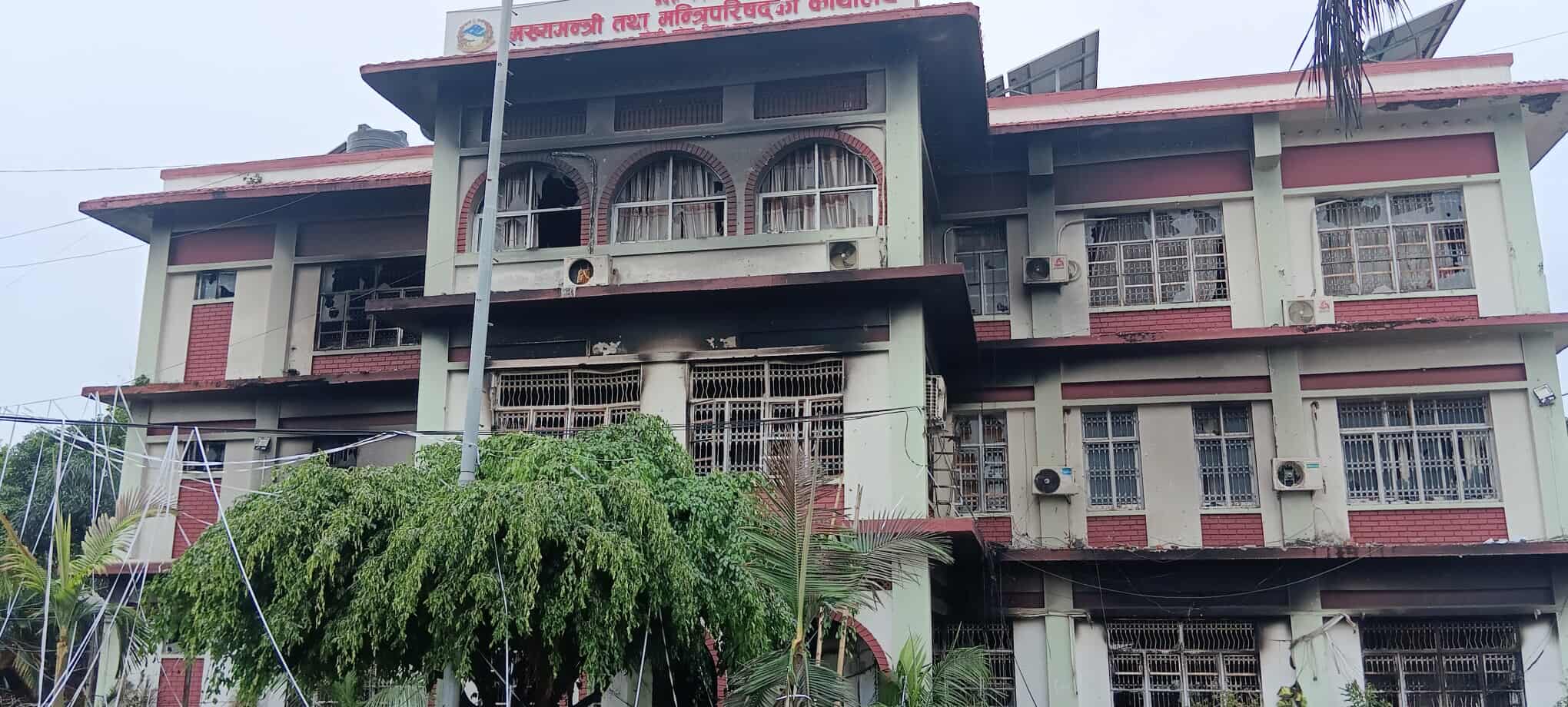 क्षतिको विवरण संकल्न गर्दै कोशी प्रदेश सरकार : क्षतिग्रस्त स्थानबाटै कार्यालय सञ्चालनको तयारी