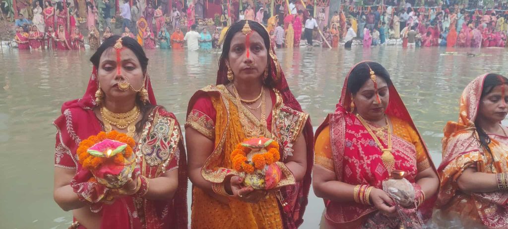 विराटनगरमा छठको रौनक (तस्वीरहरू)