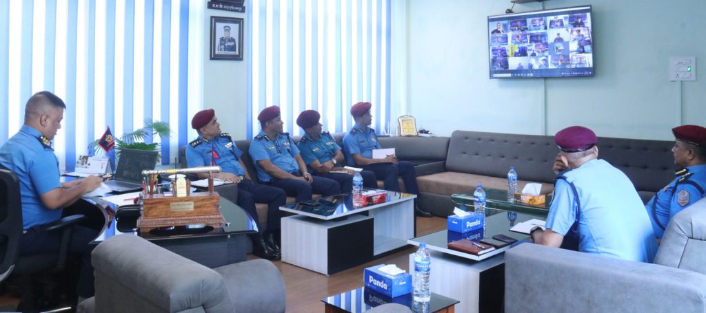 जिल्ला प्रहरी प्रमुखलाई डिआइजी कार्कीको  चाड पर्व लक्षित निर्देशन