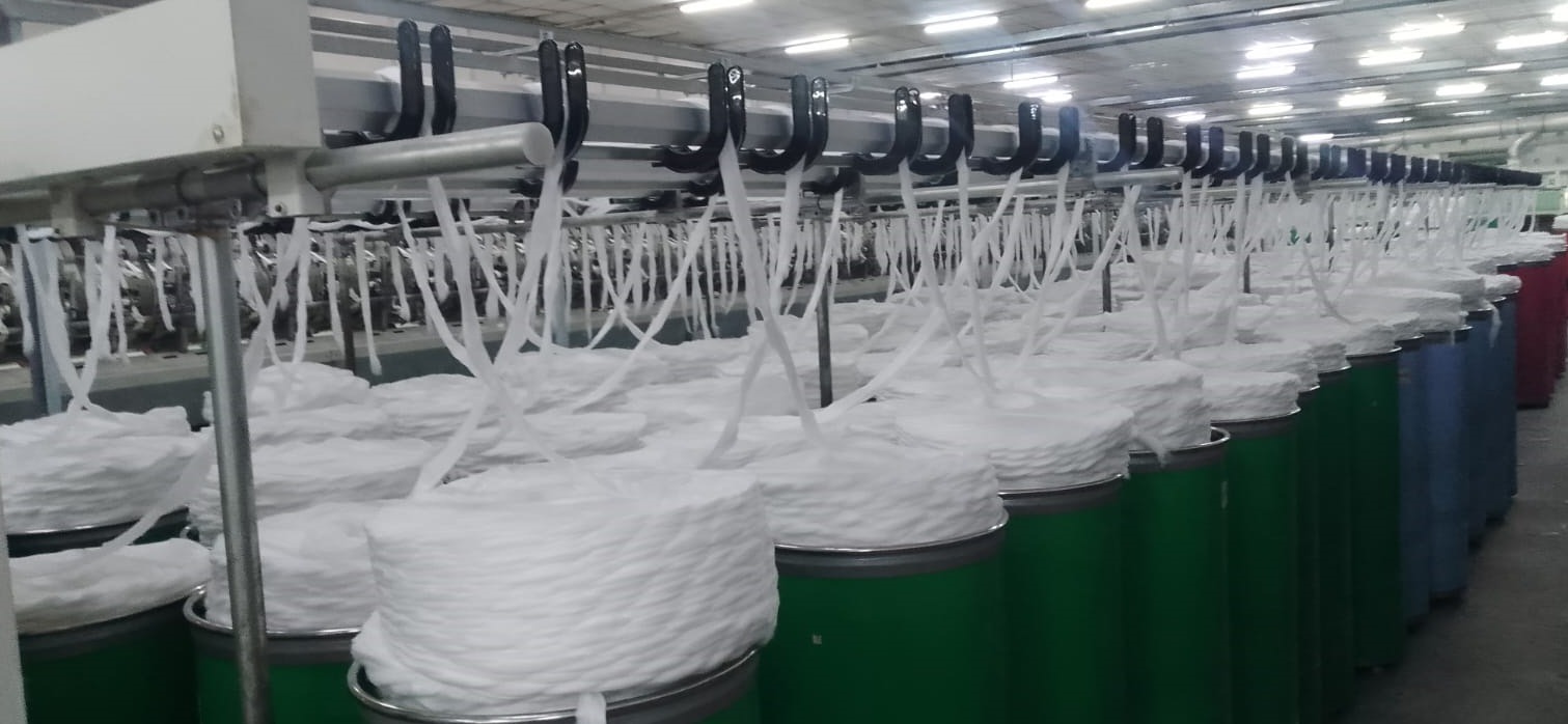 ‘सडकमा बस्ने कि भारत पस्ने ?’