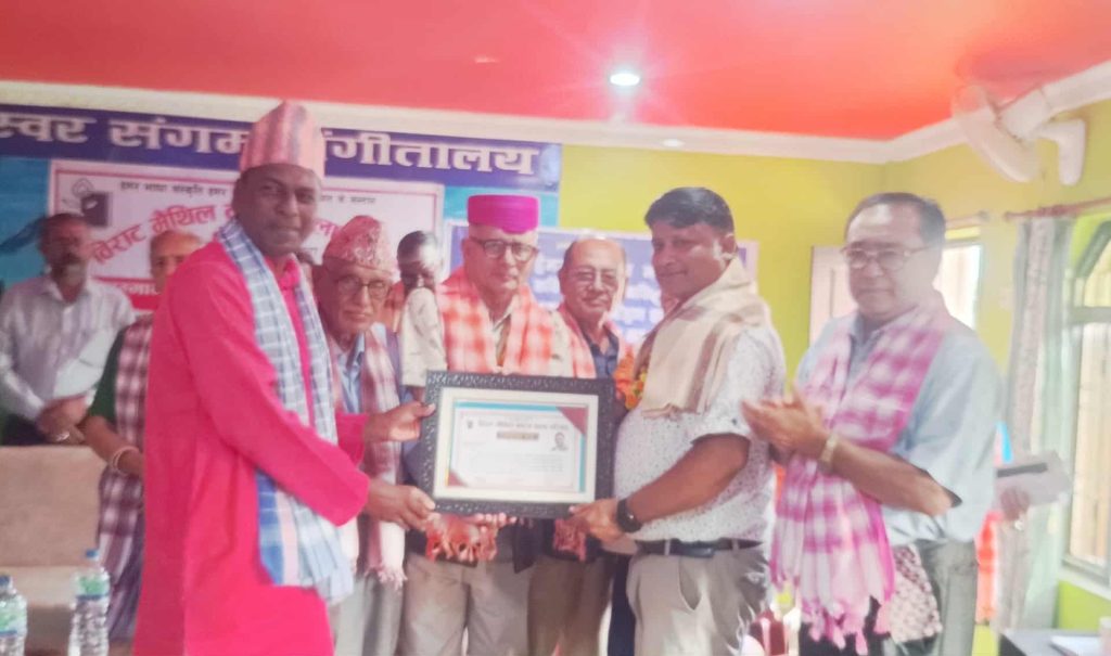 डा.बालकृष्ण साह सहित पाँच जना स्रष्टा सम्मानित