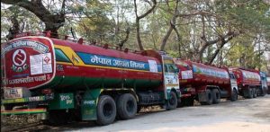 पेट्रोल र डिजेलको मूल्य बढ्यो