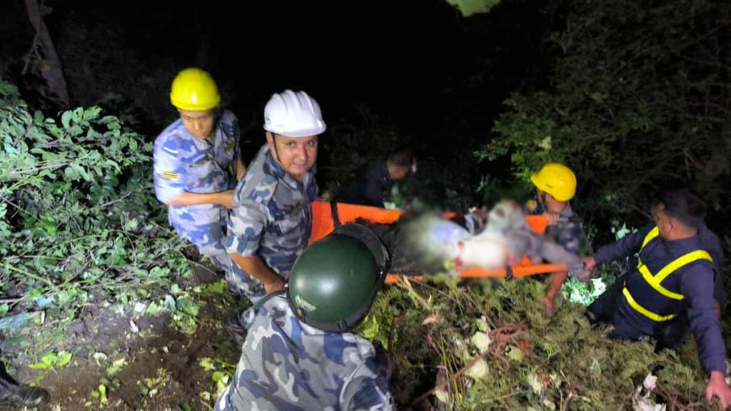 धनकुटामा मिनि ट्रक दुर्घटना हुँदा एक जनाको मृत्यु