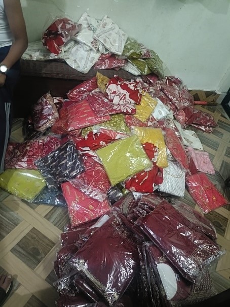 मोरङ प्रहरीद्वारा १ लाख ६८ हजार बराबरको अवैध लत्ताकपडा बरामद