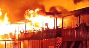 ताप्लेजुङको तेम्बा बजारमा आगलागी हुँदा चार घर जले