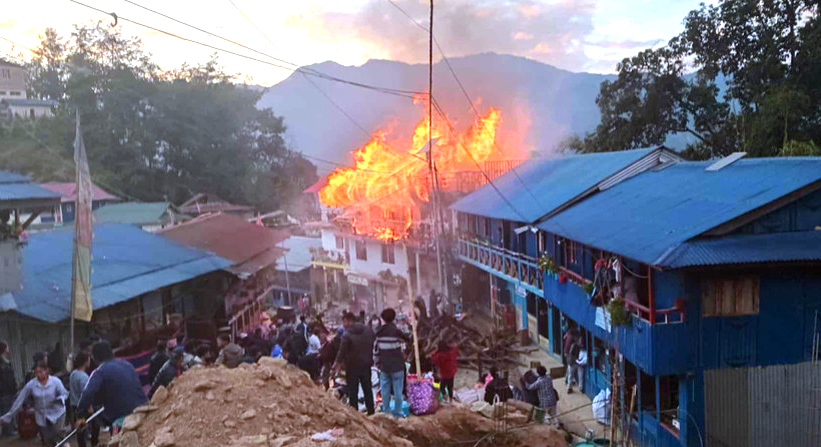ताप्लेजुङको भञ्ज्याङ बजारमा भएको आगलागीमा ५० लाखको क्षति