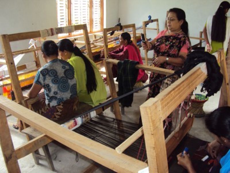 तीन महिनामा झापामा थपिए ३१७ घरेलु तथा साना उद्योग