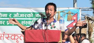 ट्राफिक नियम उल्लंघनको अभियोगमा हर्क साम्पाङलाई के भयो कारबाही ?