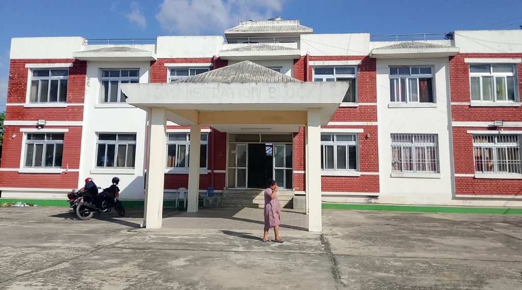 कोशी प्रदेश : कटहरी कृषि बजारमा प्रदेश सभा सार्न सरसफाइ सुरु