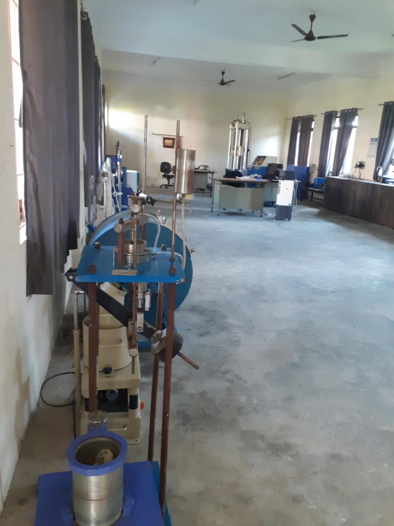 घर बनाउने सर्वसाधारणलाई मनमोहनले प्रयोगशाला सुविधा दिने