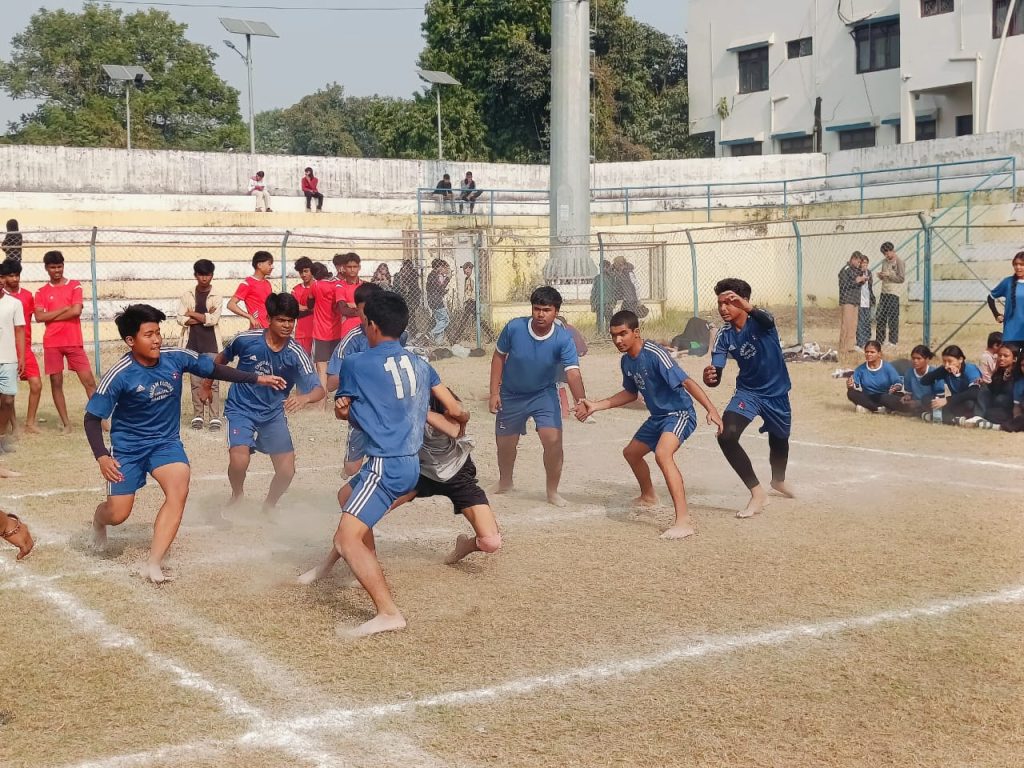 राष्ट्रपति रनिङ शिल्ड , ६ स्वर्णसहित आदर्श मावि शीर्ष स्थानमा