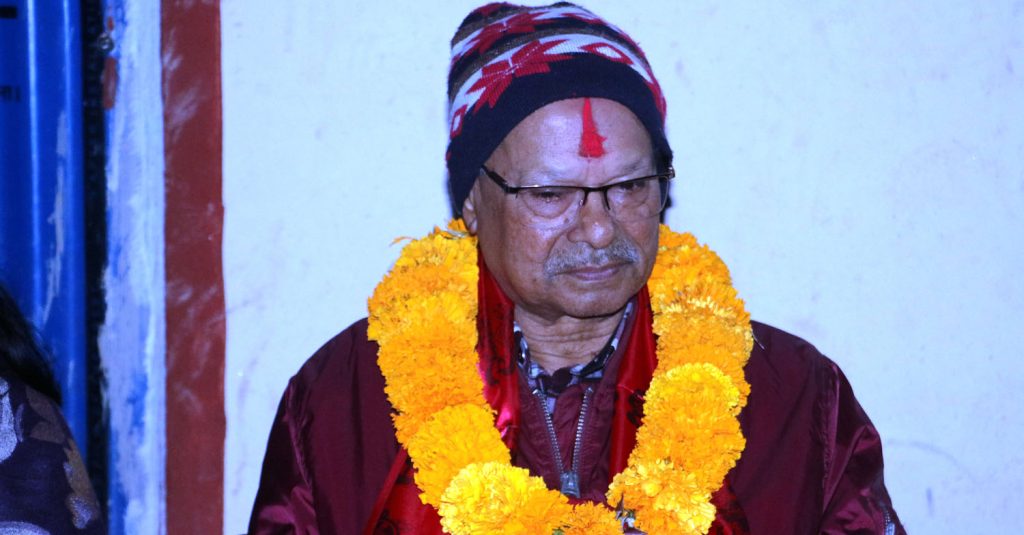 किसानका पिरमर्का बुझ्न कृषि मन्त्री परियार गाउँमा
