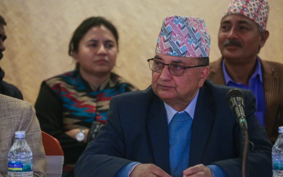 ईश्वर पोखरेलले भने– केपी ओली आयोगमा बयान दिन जानुपर्छ