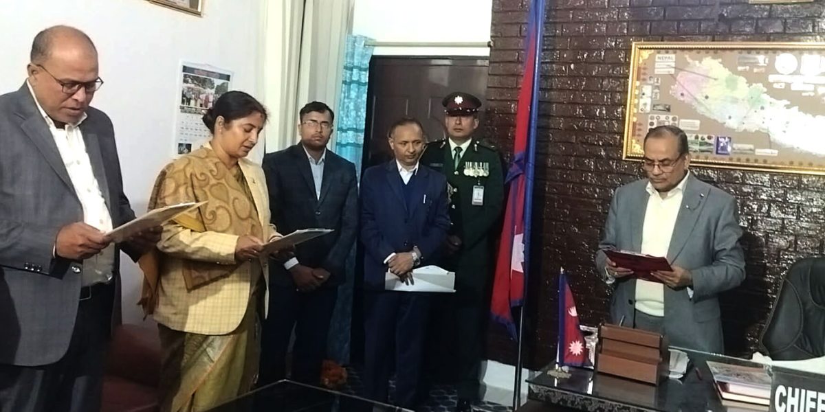 मधेस सरकार विस्तार, दुई मन्त्रीले लिए शपथ