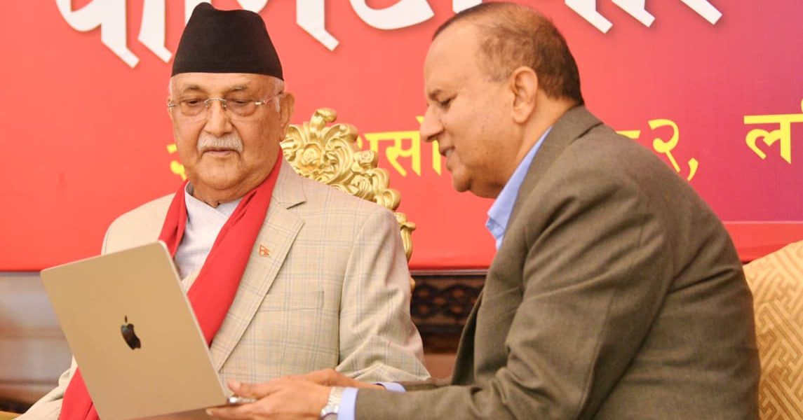 एमालेको अध्यक्षमा ओली र महासचिवमा पोखरेल विजयी