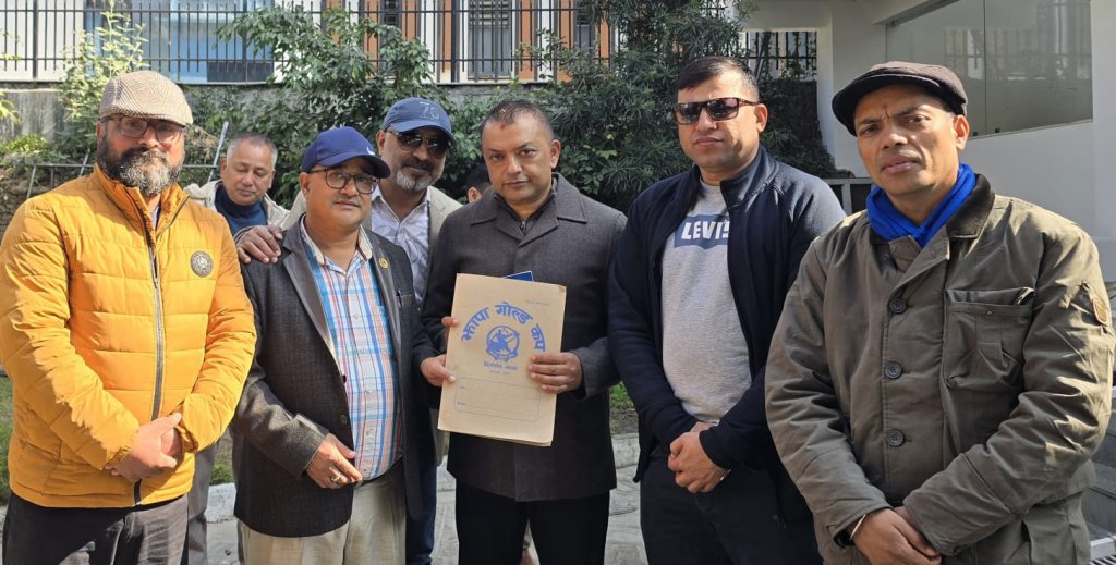 कांग्रेस सभापति थापा र झापा गोल्डकपको टोलीबीच भेटघाट