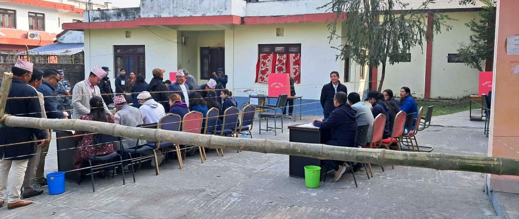 राप्रपाका दुई जनाले मानेनन् पार्टीको ह्वीप, ५ जना सांसद र ९ जना पालिकाका पदाधिकारीले गरेनन् मतदान