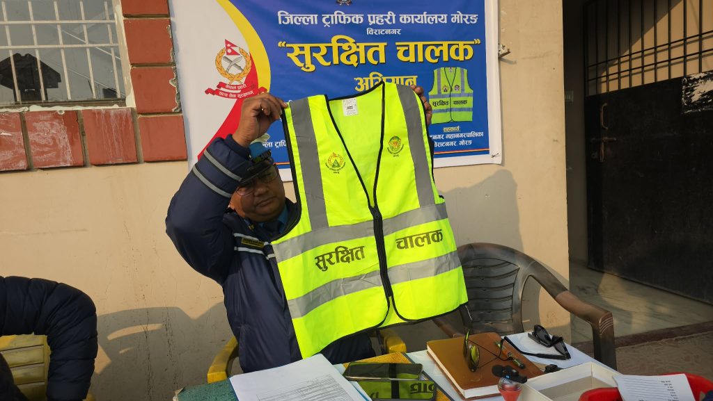 विराटनगरमा सिटी सफारी व्यवस्थित गर्दै ट्राफिक