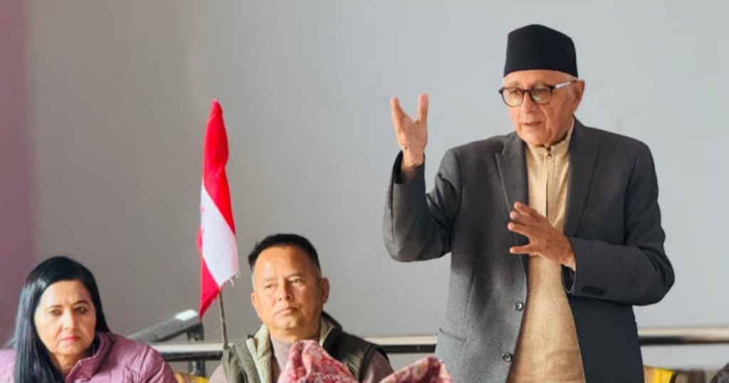 पार्टीलाई फुटबाट जोगाउन मैले मध्यमार्गी बाटो अपनाएँ : डा. शेखर कोइराला
