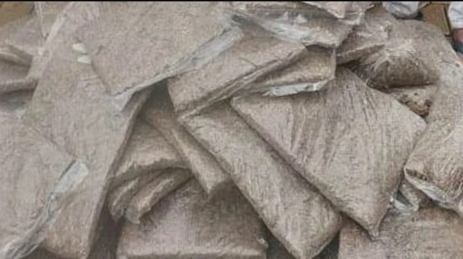 चिया पसलबाट गाँजाको कारोबार