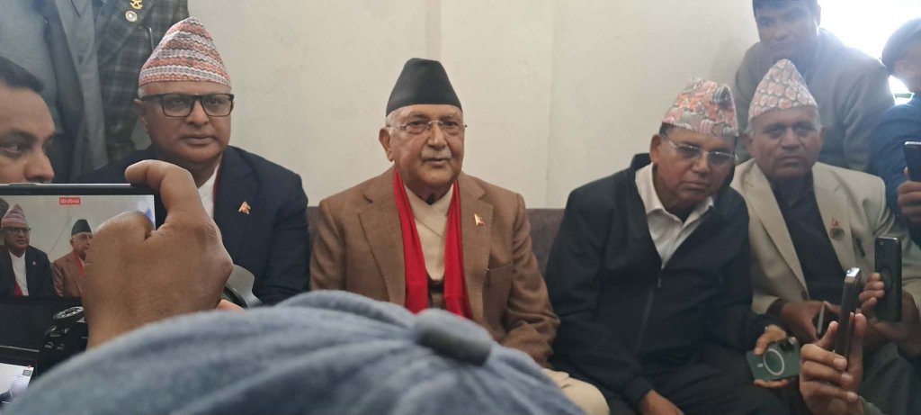 कोशीका मुख्यमन्त्री कार्कीसँग निर्वाचन आयोगले सोध्यो स्पष्टीकरण, तीन दिनमा जवाफ पठाउन निर्देशन