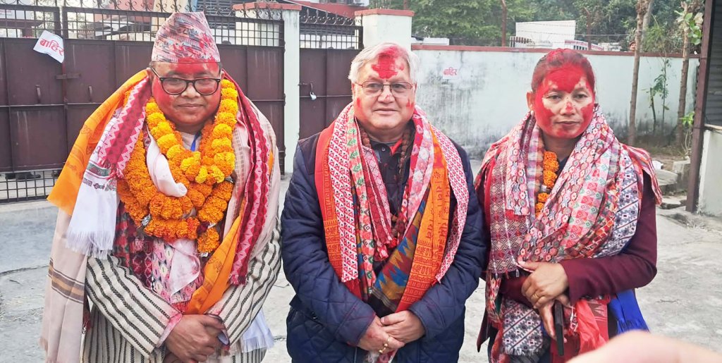 इमान्दार देखिएनन् काँग्रेस–एमाले, उल्लेख्य प्रतिनिधिले हाले नेकपालाई मत