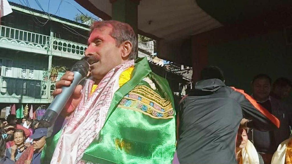 नेकपा नेता धिरेन्द्र शर्मा द्वारा पार्टी परित्याग, प्रलोपामा जाने तयारी