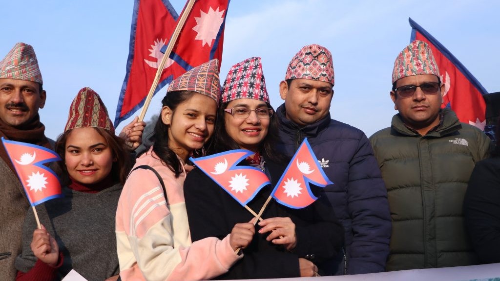 नेपाली टोपी : हाम्रो पहिचान भन्ने नाराका साथ आज १३औँ राष्ट्रिय पोसाक र टोपी दिवस मनाइँदै