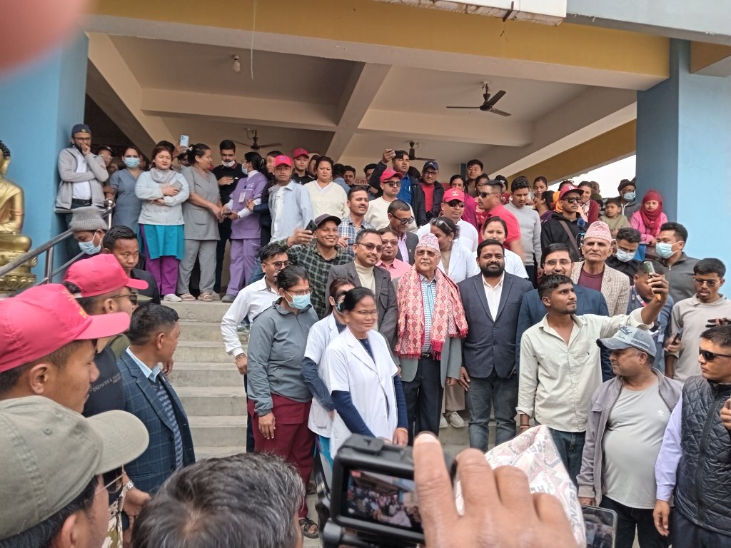 दलबलसहित ओली अस्पताल पसेपछि…