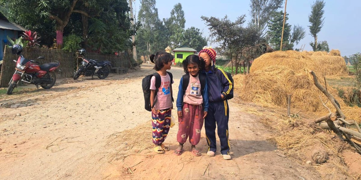 झापा–५ को चित्र : विपन्नका दुःख उस्तै