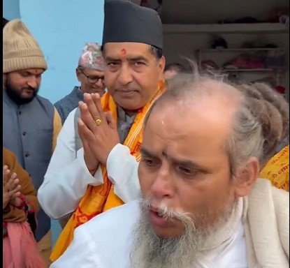 आध्यात्मिक मर्यादाविपरीत चतरा पिठलाई दलीय केन्द्र बनाइदै