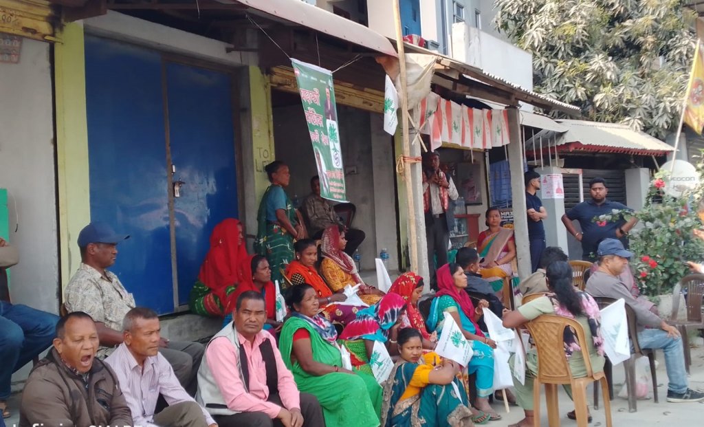 मोदी र विश्वासको पहलमा बनाएको सडकमा उभिएर विशेषज्ञ  अस्पतालको सपना !