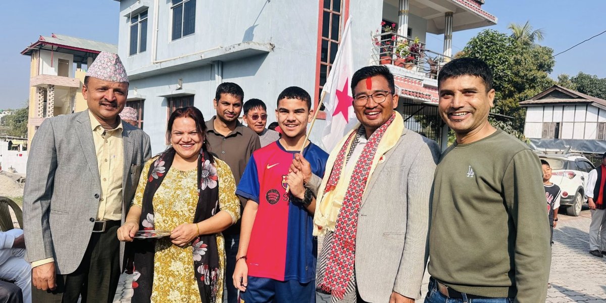 पब्लिक डिबेटपछि मतदाताको खोजीमा पर्नथाले रञ्जित तामाङ