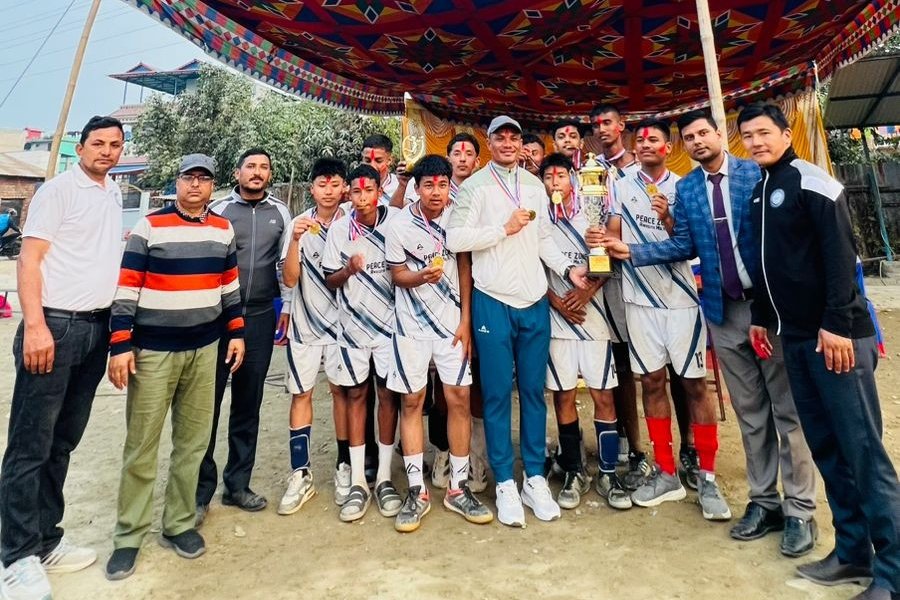 हिसान स्कुल भलिबलमा छात्रतर्फ पिसजोन र छात्रातर्फ लर्डबुद्ध च्याम्पियन