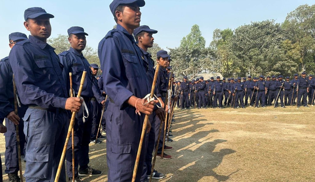 निर्वाचन सुरक्षाका लागि फिल्डमा खटिए निर्वाचन प्रहरी