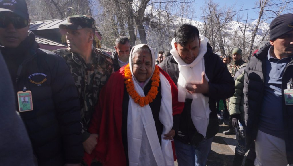 प्रधानमन्त्री सुशीला कार्कीद्वारा मुक्तिनाथ दर्शन