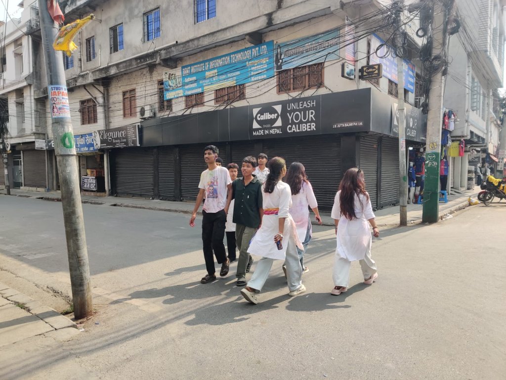 विराटनगरमा होलीको रौनक कम, दोहोरो प्रभाव (फोटो)