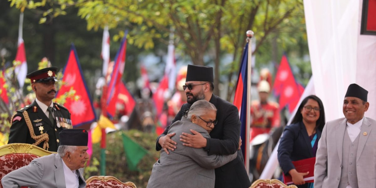 यस्तो देखियो प्रधानमन्त्री बालेनको शपथ (तस्बिरहरू)