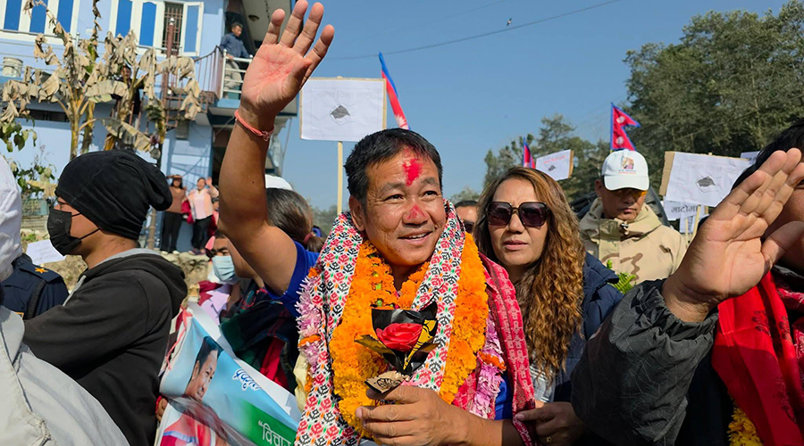 हर्क साम्पाङको विजय यात्रा र बालेनको बधाई